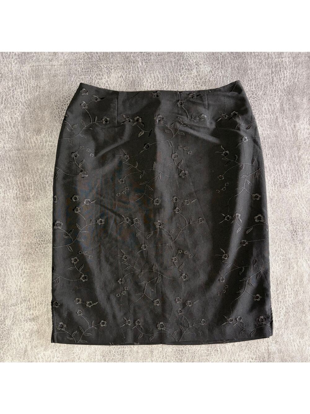 Vintage Embroidered Versailles Midi Skirt